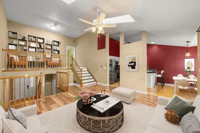 2034 Jeffrey Court #2034, Elgin, IL 60123 - Photo 5