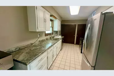 128 Laurie Lane, Oswego, IL 60543 - Photo 11