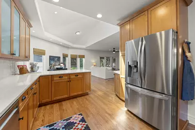 810 N Summit Street, Wheaton, IL 60187 - Photo 13