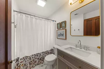 810 N Summit Street, Wheaton, IL 60187 - Photo 23