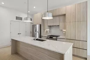 3409 N Bosworth Ave, Chicago, IL 60657 - Photo 3