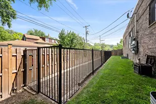 1101 Dodge Ave, Evanston, IL 60202 - Photo 23
