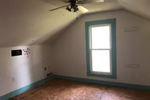 315 S Main Ave, Minier, IL 61759 - Photo 7