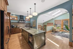 227 S Euclid Ave, Oak Park, IL 60302 - Photo 13