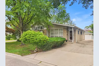9431 Karlov Avenue, Skokie, IL 60076 - Photo 1