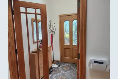 9431 Karlov Avenue, Skokie, IL 60076 - Photo 31