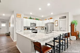 1806 Doolin Ave, McHenry, IL 60050 - Photo 7