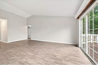 3235 Blaine Court E, Aurora, IL 60504 - Photo 9