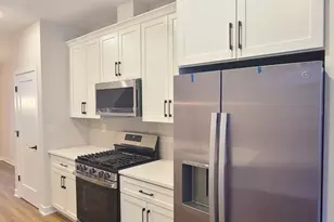 182 Lilah Ct, Des Plaines, IL 60016 - Photo 5