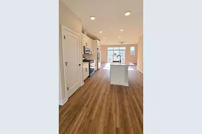 182 Lilah Court, Des Plaines, IL 60016 - Photo 7