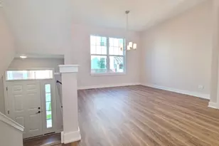 182 Lilah Ct, Des Plaines, IL 60016 - Photo 3