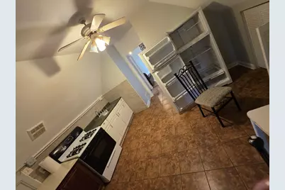 3419 W Beach Avenue #2, Chicago, IL 60651 - Photo 9