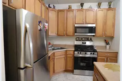 2335 W Belle Plaine Avenue #407, Chicago, IL 60618 - Photo 13