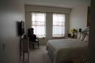 2335 W Belle Plaine Ave, Chicago, IL 60618 - Photo 15