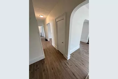 601 E Washington Street, Bloomington, IL 61701 - Photo 13