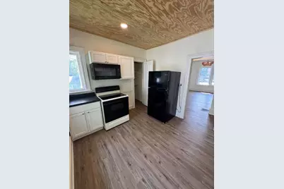 601 E Washington Street, Bloomington, IL 61701 - Photo 11