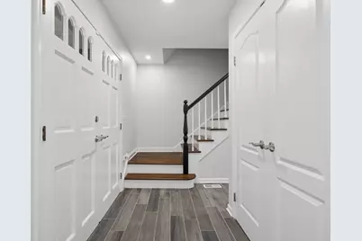 1249 Stonegate Road, Naperville, IL 60540 - Photo 7