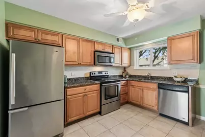 876 S Plum Grove Road #208, Palatine, IL 60067 - Photo 13