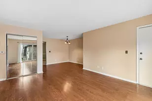 876 S Plum Grove Rd, Palatine, IL 60067 - Photo 5