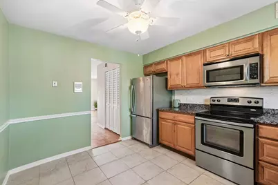 876 S Plum Grove Road #208, Palatine, IL 60067 - Photo 15