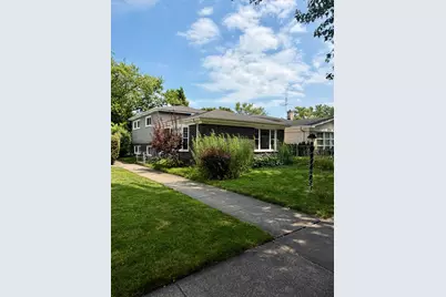550 Laramie Avenue, Wilmette, IL 60091 - Photo 1
