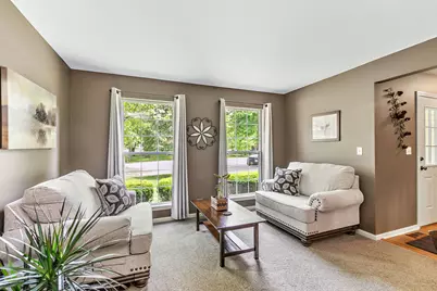 204 Dickens Trail, Elgin, IL 60120 - Photo 3