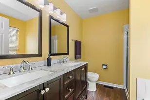 204 Dickens Trail, Elgin, IL 60120 - Photo 17