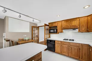 413 S Gilbert Ave, La Grange, IL 60525 - Photo 5