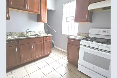 7126 S Claremont Avenue, Chicago, IL 60636 - Photo 5