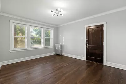 2520 W Belle Plaine Avenue #1, Chicago, IL 60618 - Photo 7