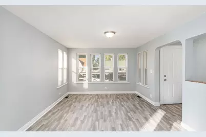 12413 S Carpenter Street, Calumet Park, IL 60827 - Photo 3