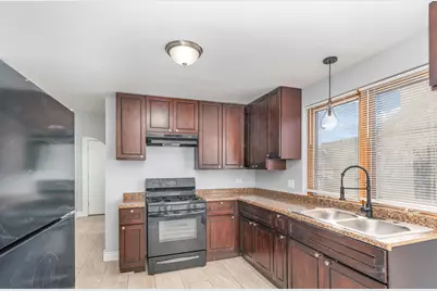 12413 S Carpenter Street, Calumet Park, IL 60827 - Photo 7
