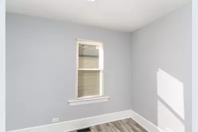 12413 S Carpenter Street, Calumet Park, IL 60827 - Photo 11