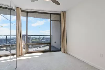 100 E 14th Street #2204, Chicago, IL 60605 - Photo 13