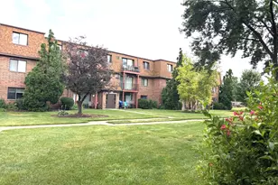 495 McHenry Rd, Wheeling, IL 60090 - Photo 11