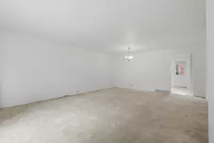 1155 Peterson Ave, Park Ridge, IL 60068 - Photo 5
