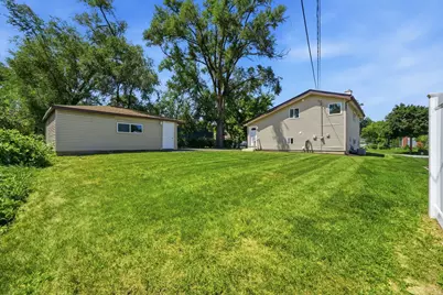 661 Easy Street, Glendale Heights, IL 60139 - Photo 31