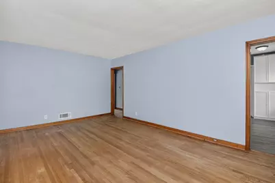 152 Tilton Park Drive, Dekalb, IL 60115 - Photo 5