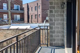 2942 N Lincoln Ave, Chicago, IL 60657 - Photo 25