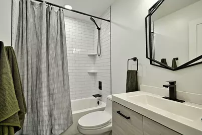 42 S Hickory Avenue, Fox Lake, IL 60020 - Photo 21