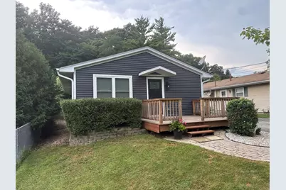 42 S Hickory Avenue, Fox Lake, IL 60020 - Photo 3