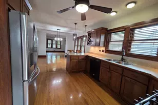 1205 Highland Ave, Joliet, IL 60435 - Photo 5