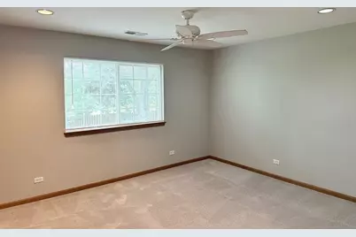 104 Harvest Gate, Lake in the Hills, IL 60156 - Photo 11