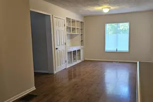 105 N 7th St, Cornell, IL 61319 - Photo 5