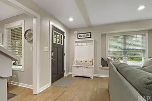 627 N Arlington Heights Rd, Arlington Heights, IL 60004 - Photo 3