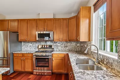 553 Tremont Lane, Round Lake, IL 60073 - Photo 15