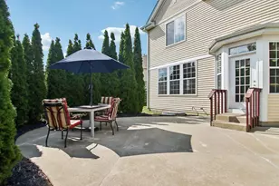 553 Tremont Ln, Round Lake, IL 60073 - Photo 51