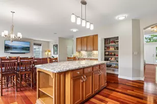 553 Tremont Ln, Round Lake, IL 60073 - Photo 17