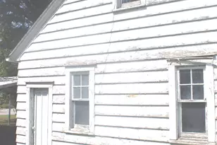 201 N College St, Salem, IL 62881 - Photo 9