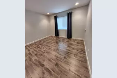 2227 W Nichols Road #E, Arlington Heights, IL 60004 - Photo 15